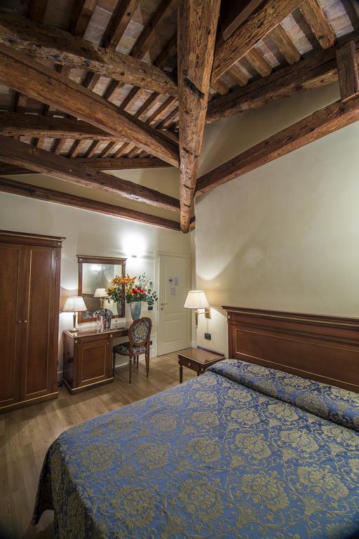 B&B Le Marie Veneza Quarto foto